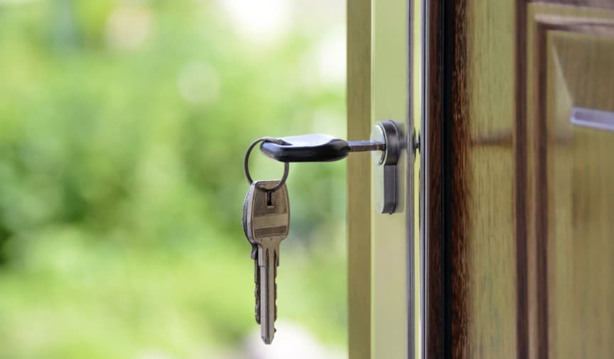 when to change locks after a lockout