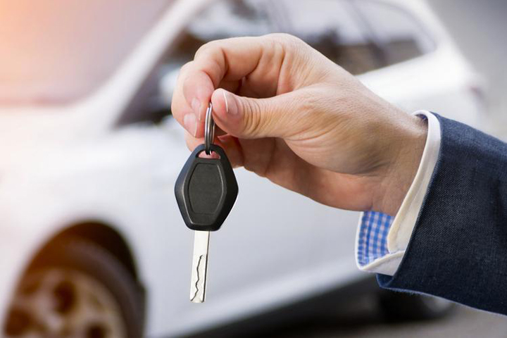 places not to hide a spare key