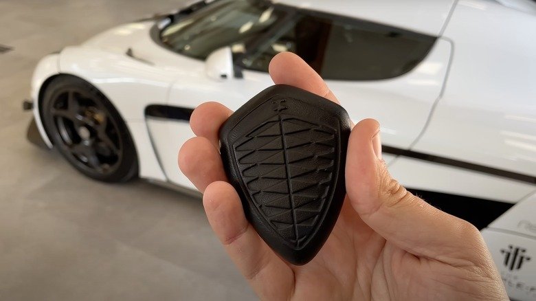 history of key fobs History of Key Fobs: Evolution of Modern Vehicle Access