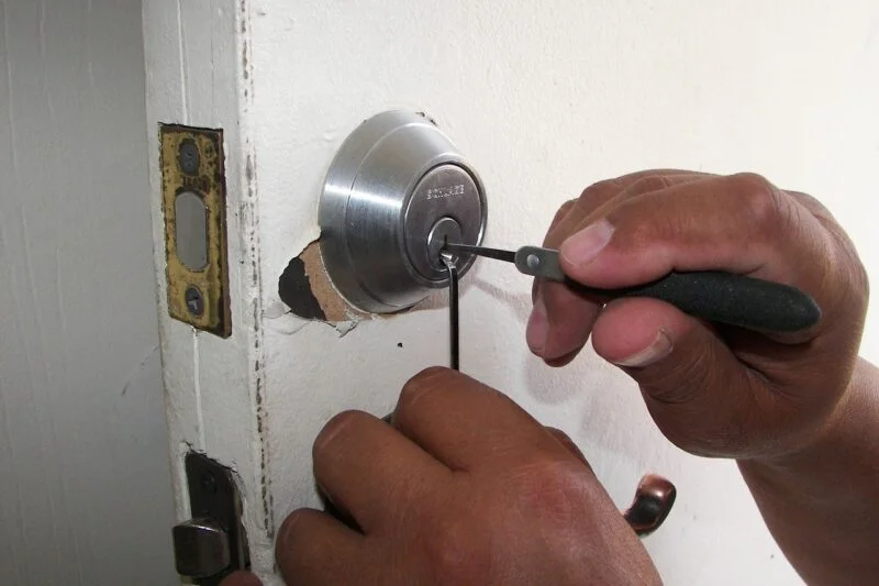 licensed locksmith rekeying services Licensed Locksmith Rekeying Services Explained
