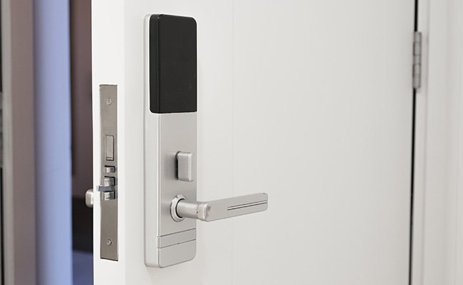 Deadbolt Installation Mistakes to Avoid for Better Security